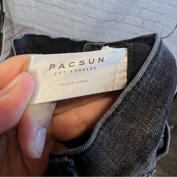 PacSun High Rise Jeggings Black Distressed size 26L - Picture 8 of 9